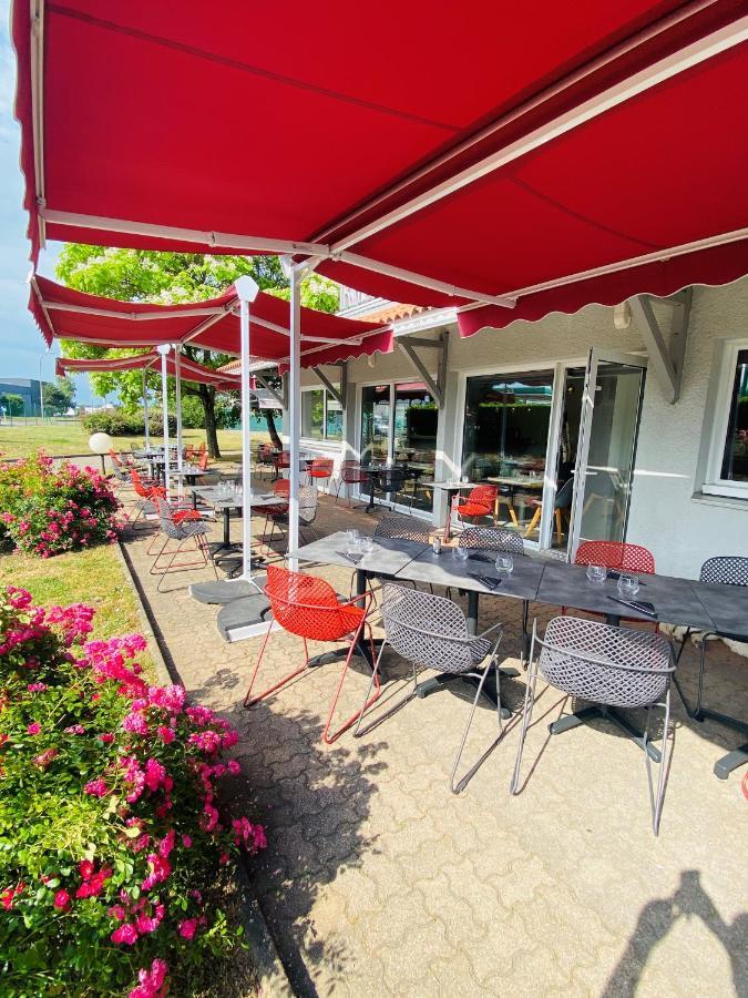 Logis Cris Hotel Et Restaurant, Lyon Sud-Est Corbas Exterior photo